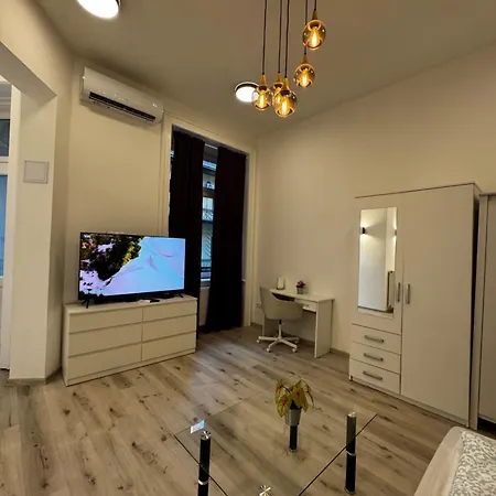 Ateliermaison With Free Parking Appartement Boedapest